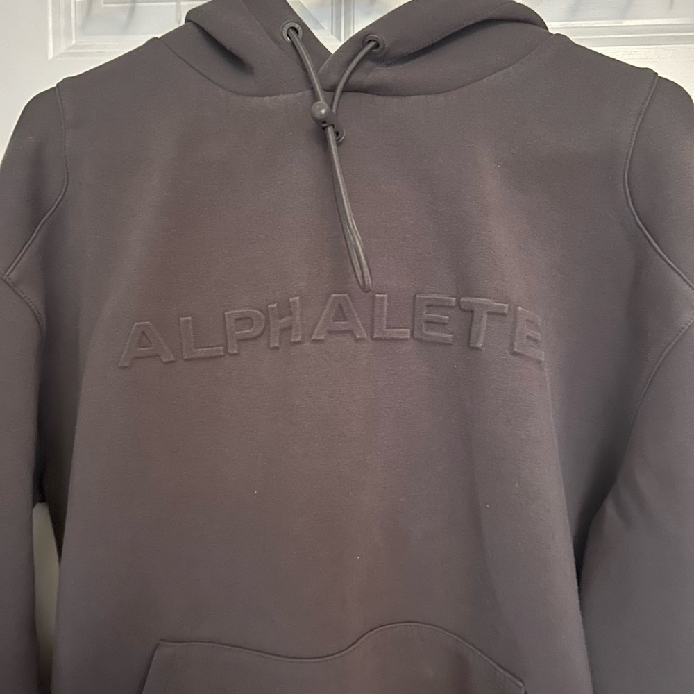 Alphalete sweatshirt
